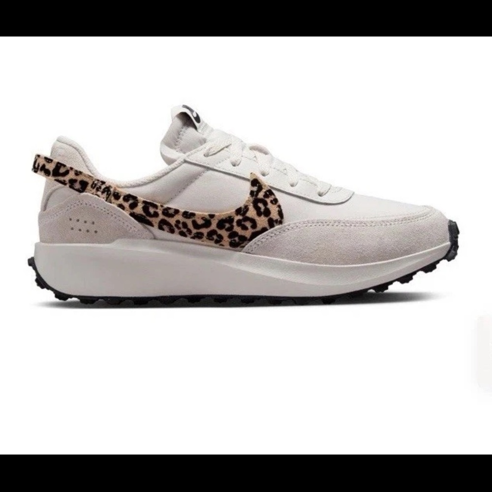 Nike Waffle Debut Women’s Sneaker 6.5